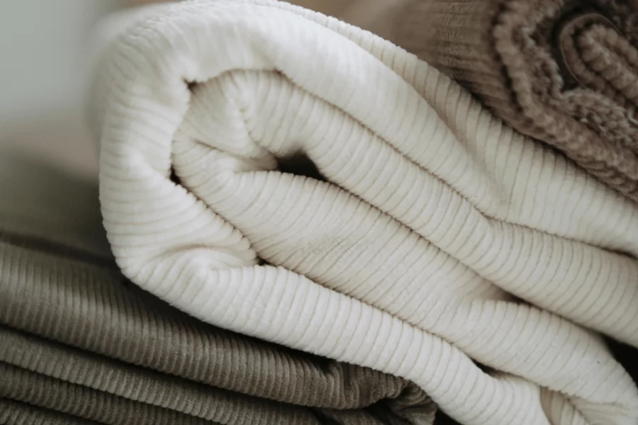 What Types of Cotton Fabrics Are Suitable for Dish Towels?